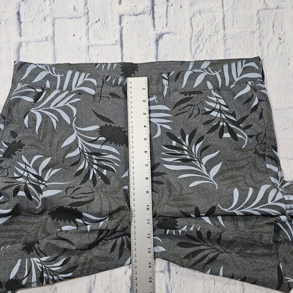 VTG VINTAGE 1946 MENS SIZE 38 Chino Shorts Gray Floral Performance Slash Pockets - Picture 6 of 11